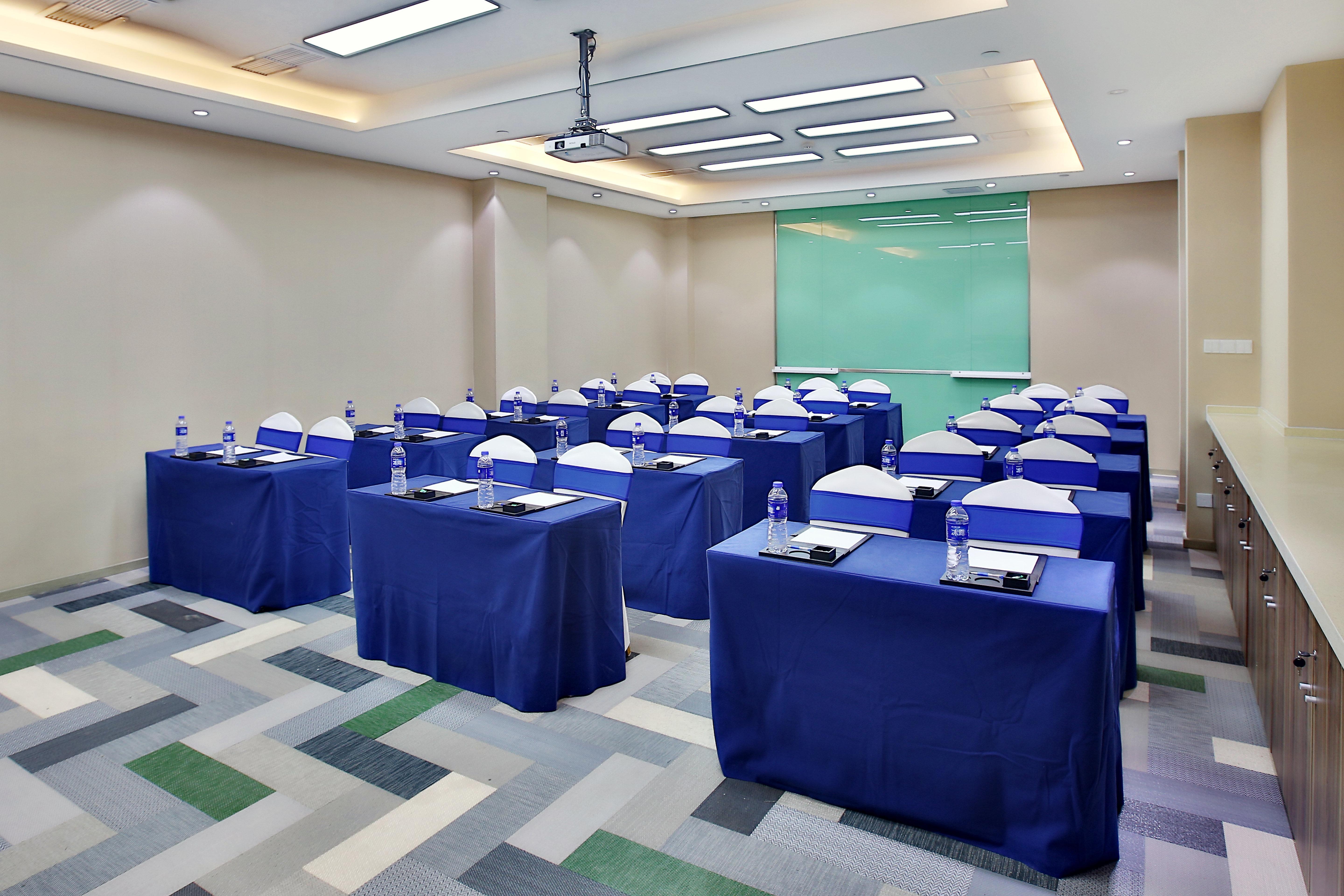 Holiday Inn Express Langfang Park View By Ihg Extérieur photo